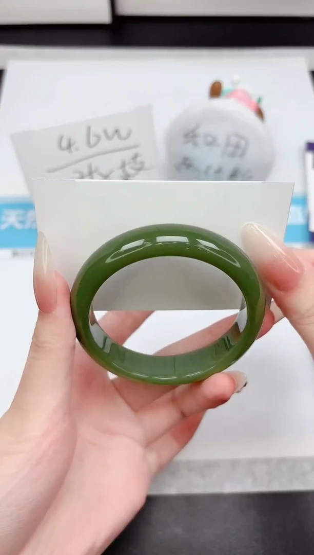 石英质玉手镯未镶嵌P219-55