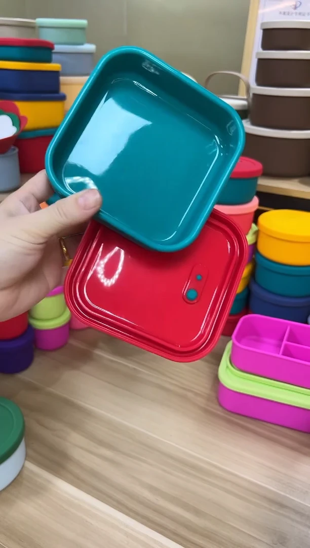 硅胶HX-绿底红盖-0.3L正方排气盒