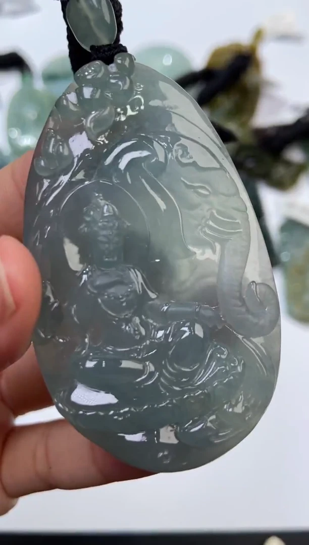 未镶嵌挂件翡翠377454  多人