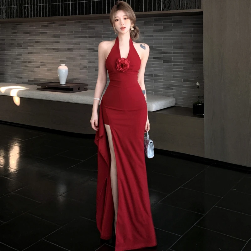 红色挂脖V领连衣裙女绝美高级性感裙子露背开叉修身显瘦气质长裙