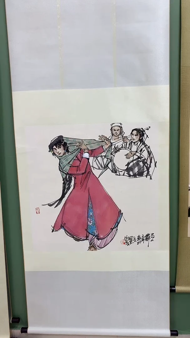 竖款精品斗方人物卷轴