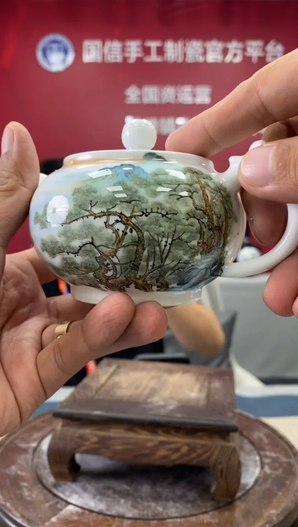 摆件d989景德镇瓷器一件
