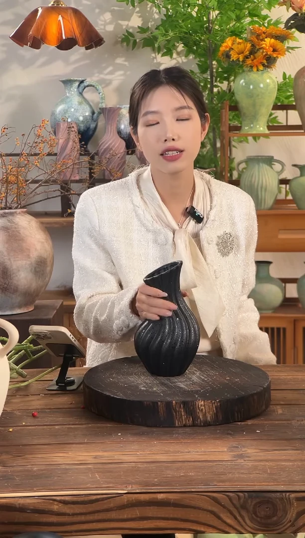 珠光黑-斜纹南瓜瓶