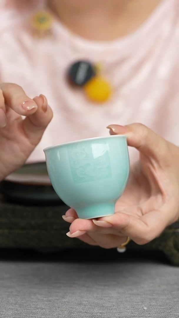 粉青祥云开窗主人杯