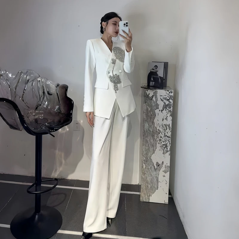 白色西装套装白色西服气质重工烫钻名媛宽松韩版职业轻熟西装套装