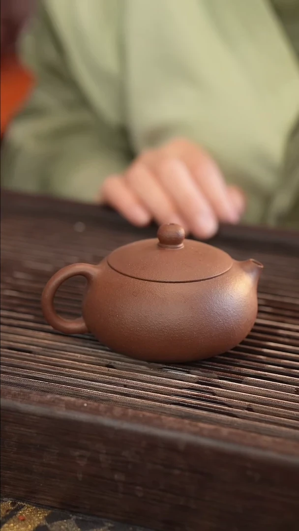 茶壶紫砂扁西施 紫泥 半手工 170cc