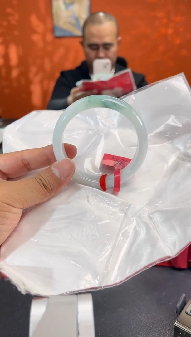 未镶嵌手镯翡翠3  58