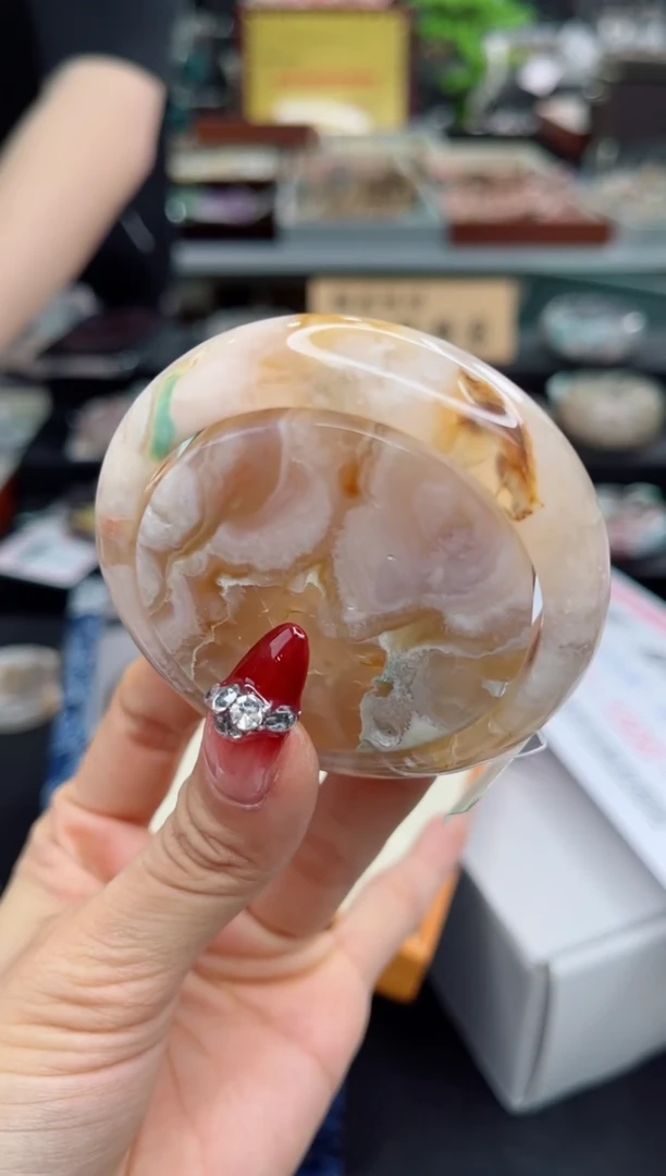 【闪购商品】石英质玉手镯未镶嵌52圈口（赠品镯心）1567017