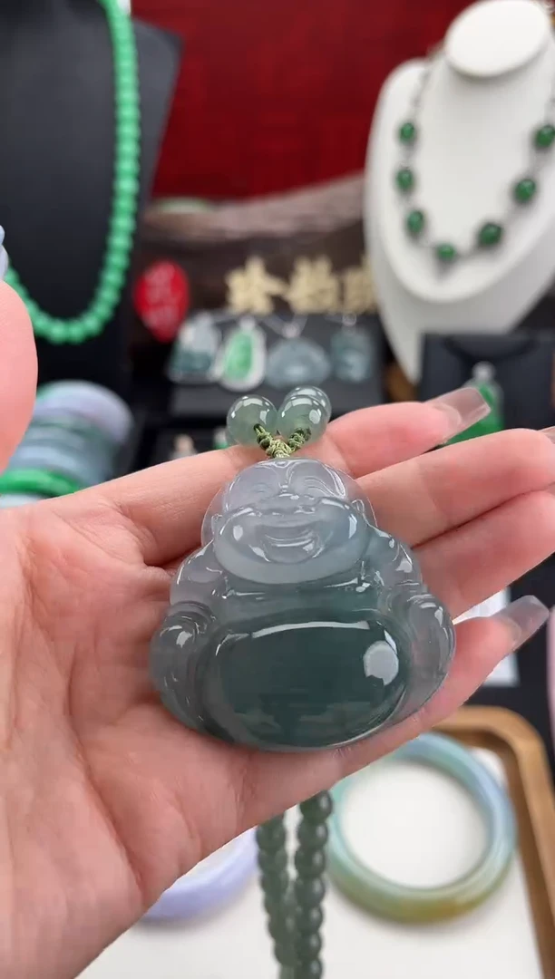 颈饰未镶嵌翡翠吊坠