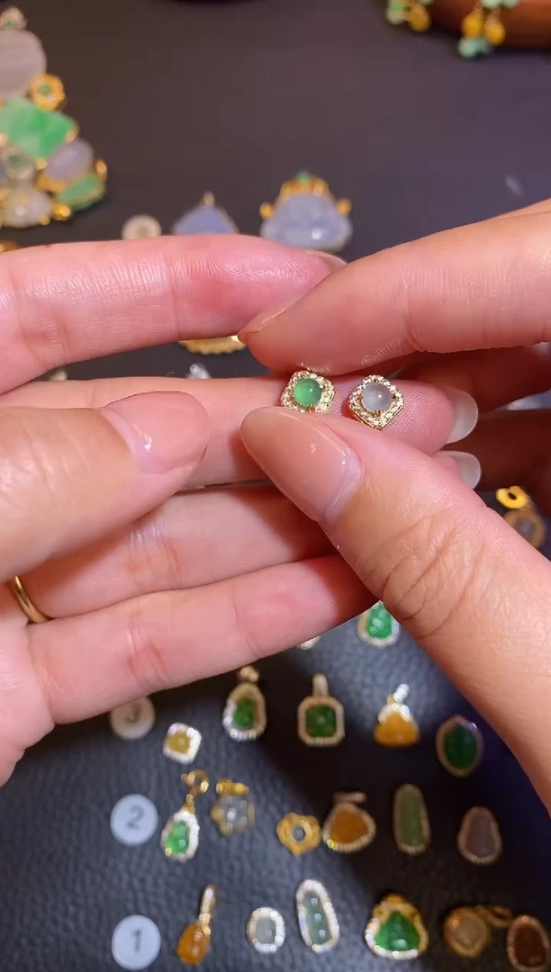 颈饰银S925镶嵌翡翠a货翡翠