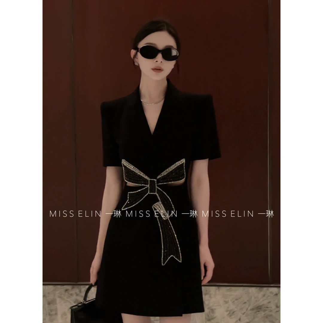 一琳Elin【财阀千金】重工钻饰蝴蝶结立裁收腰连衣裙XMZH7522