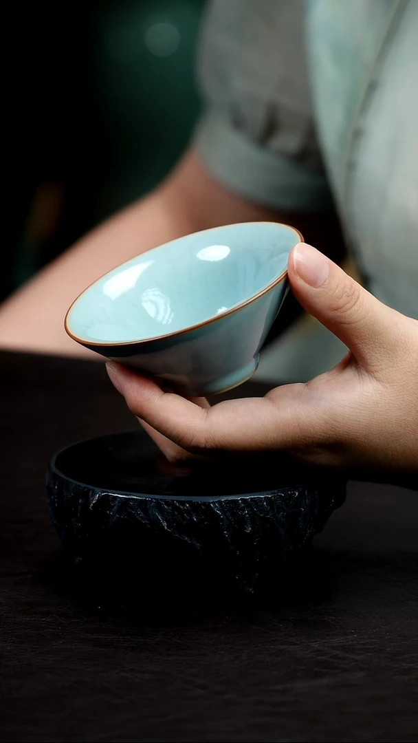 天青斗笠盏珑匠清理库存放漏