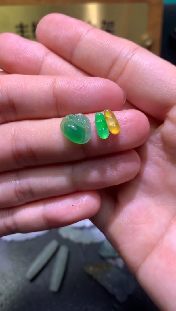 未镶嵌定制翡翠我**阳定金