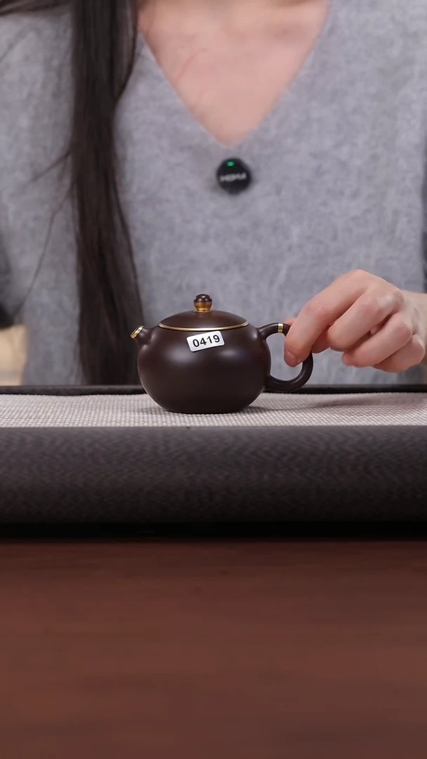 【闪购商品】紫砂茶壶419 紫茄泥 描金西施 150cc