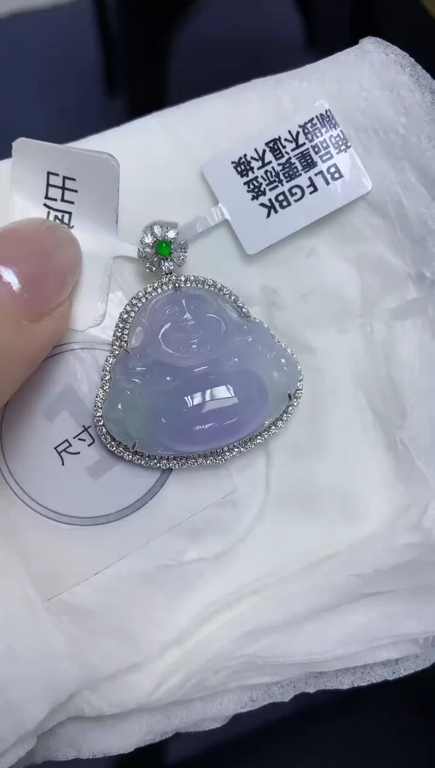 颈饰18K金镶嵌翡翠天然缅甸翡翠A货多样性发一件