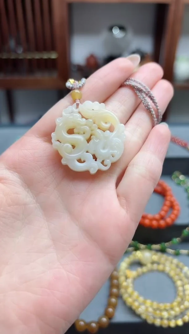 【闪购商品】和田玉吊坠未镶嵌糖白料龙凤牌 HX
