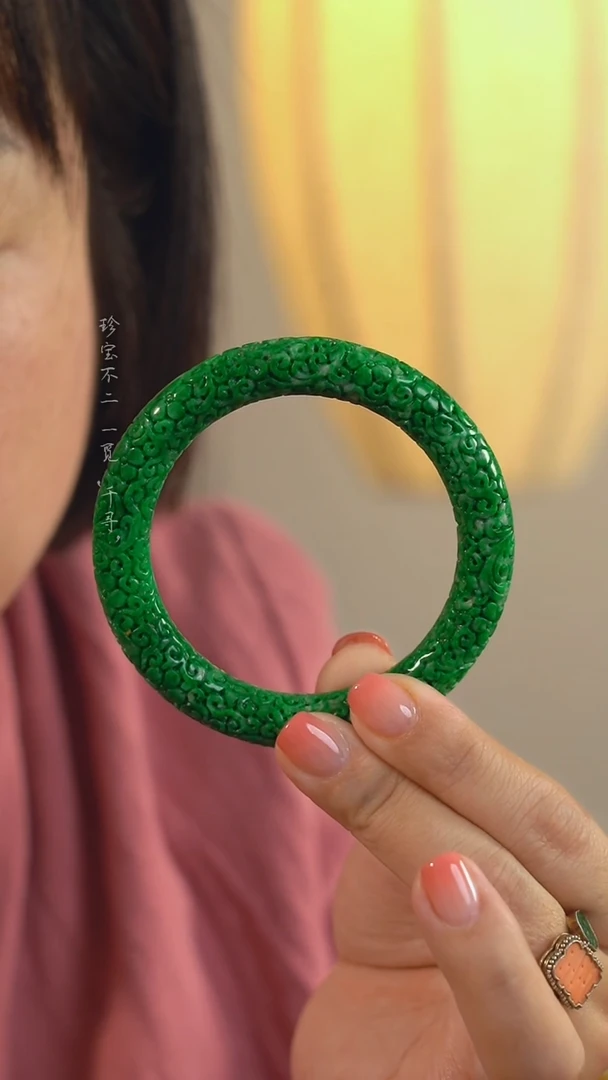 【闪购商品】翡翠手镯未镶嵌辣绿翡翠手镯