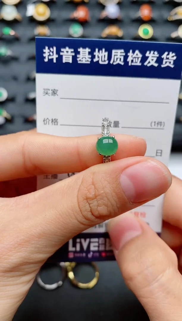 【闪购商品】翡翠戒指银S925镶嵌........