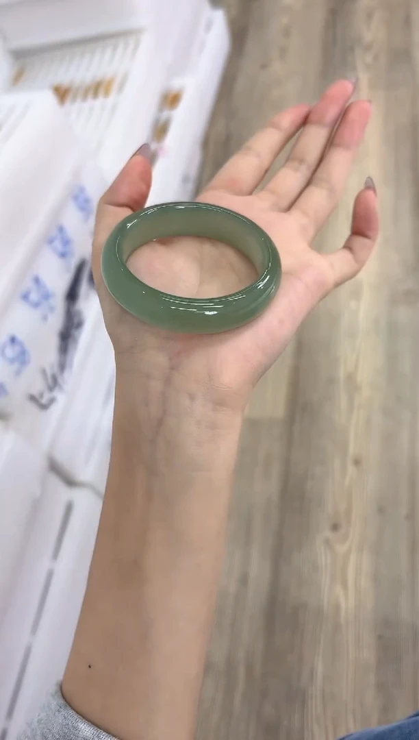 未镶嵌手镯石英质玉134-54D