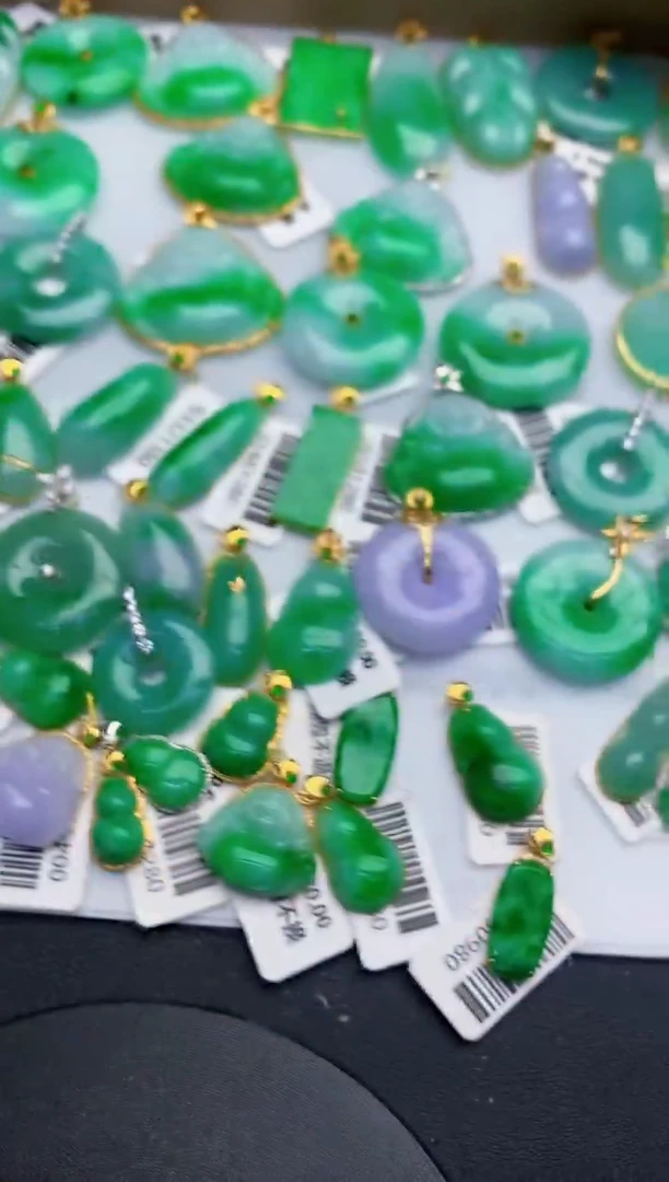 颈饰未镶嵌翡翠00000000000