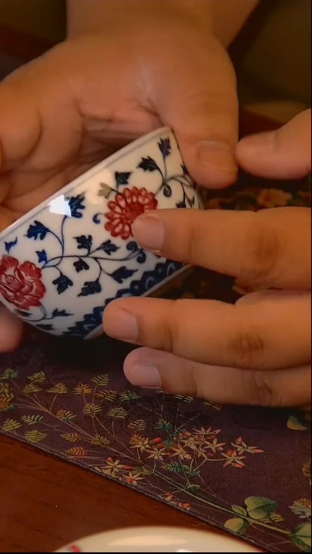 杯手工手绘杯杯很美丽