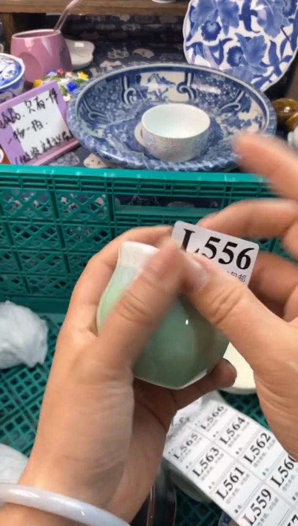 瓷片[○･｀Д´･ ○][○･｀Д´･ ○]