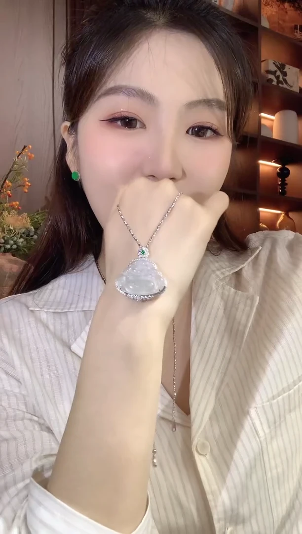 吊坠(不含链)18K金镶嵌翡翠A27翡翠多样性发货一件
