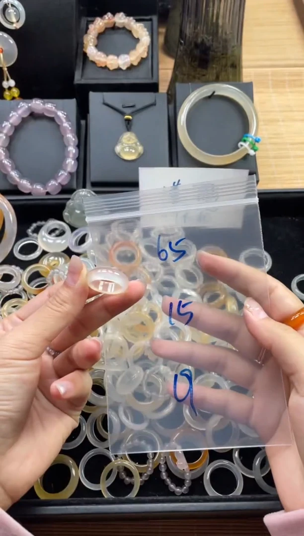 未镶嵌戒指玛瑙/玉髓65