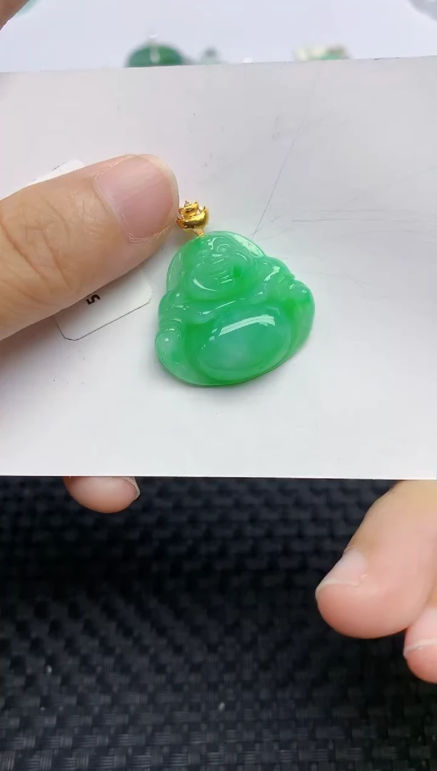 翡翠18K金镶嵌颈饰天然A货翡翠