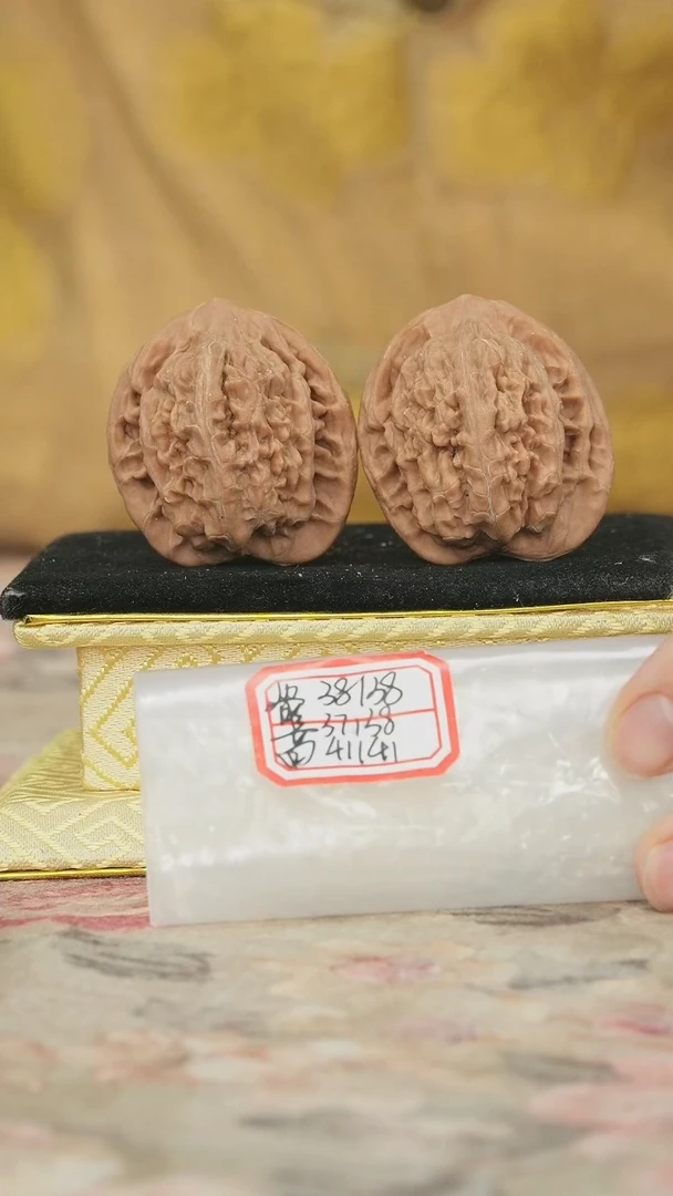 把件文玩核桃望月