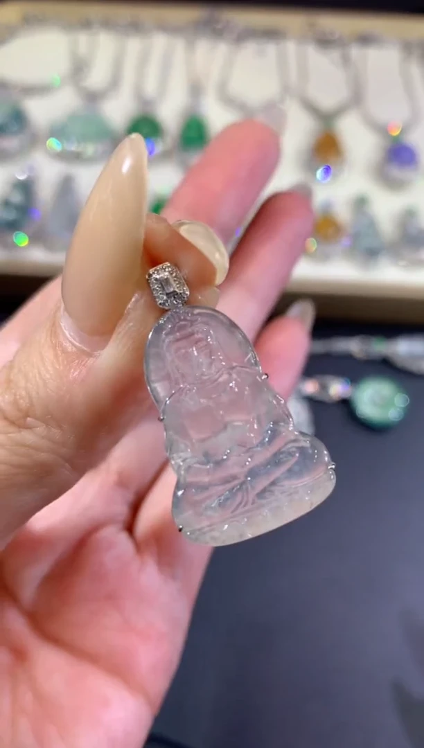 吊坠(不含链)18K金镶嵌翡翠12-观音