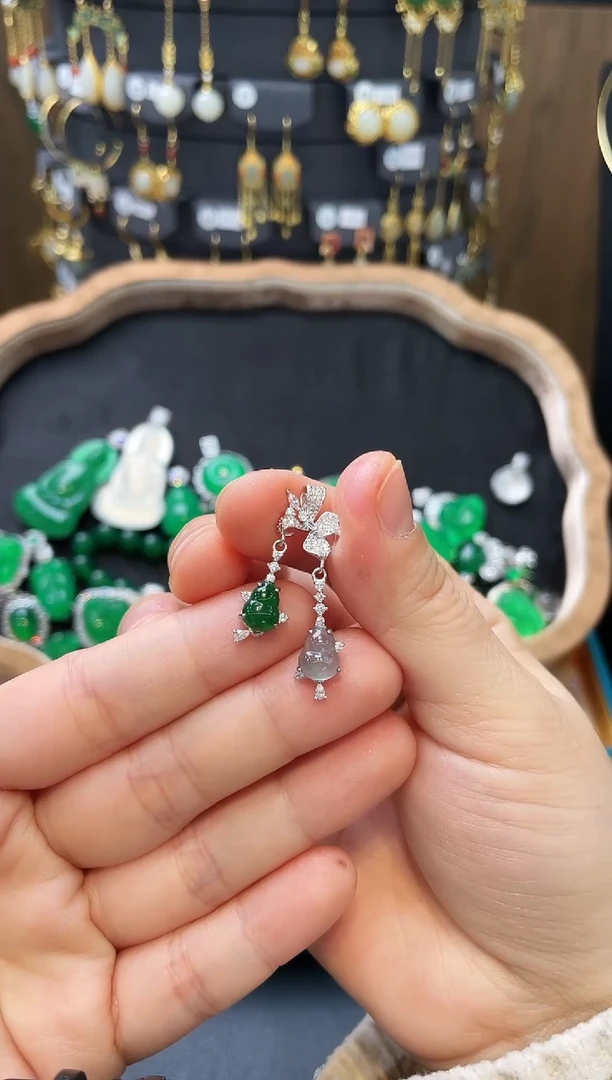 【闪购商品】翡翠颈饰银S925镶嵌耳饰