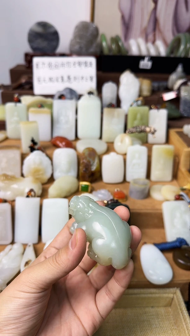 【闪购商品】和田玉颈饰未镶嵌貔貅