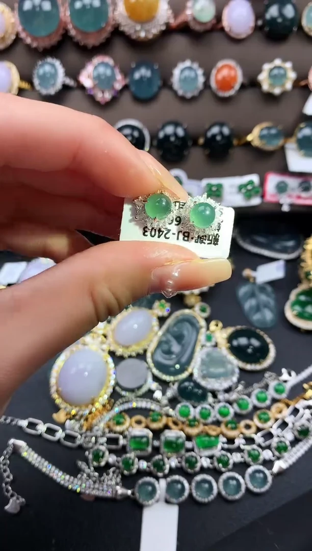 【闪购商品】翡翠戒指银S925镶嵌52141