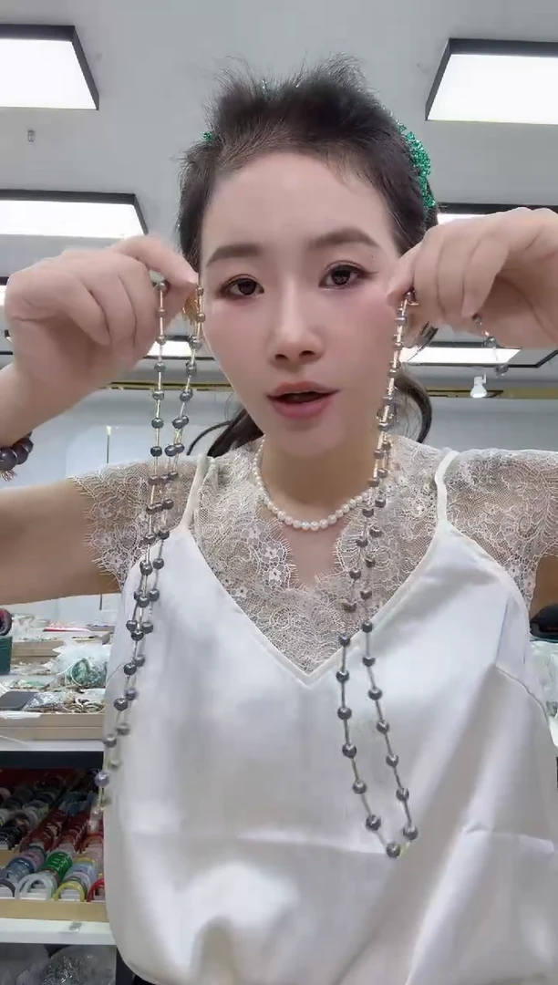 无非金属11112毛衣链