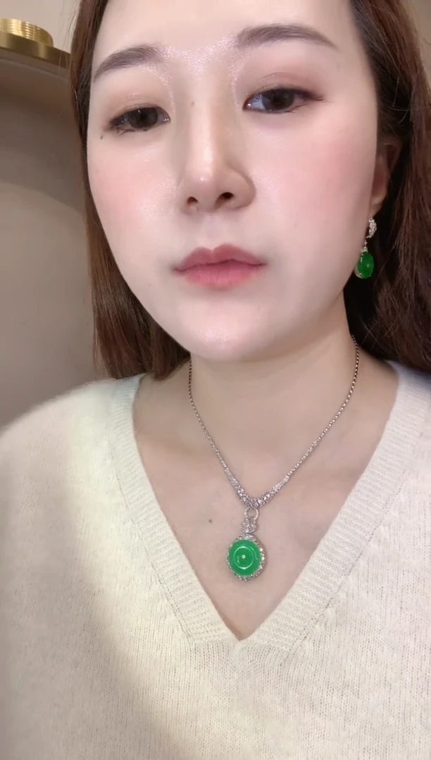 吊坠(不含链)18K金镶嵌翡翠d96