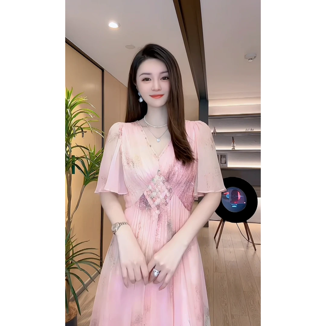 【深圳米熙儿】桑蚕丝轻奢设计师小众收腰飘逸女装连衣裙Q6021