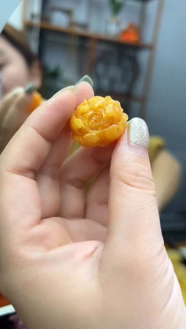 未镶嵌蜜蜡裸石蜜蜡吊坠
