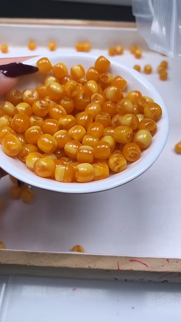 裸石蜜蜡未镶嵌A1625 鸡油黄蜜蜡老型7*8mm25个9.9元