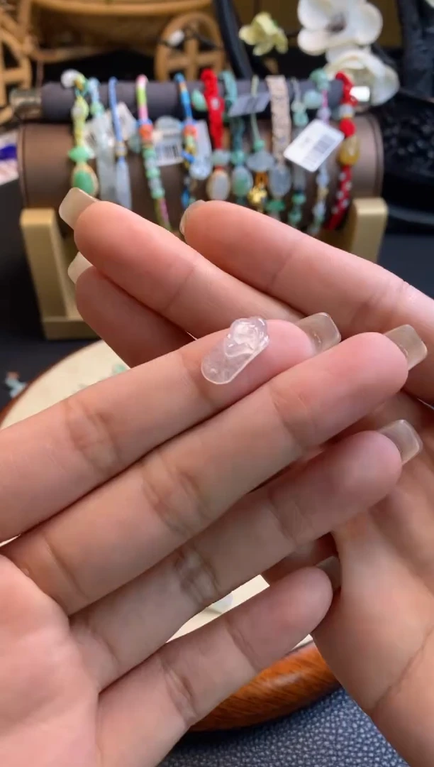 颈饰未镶嵌翡翠净货15675