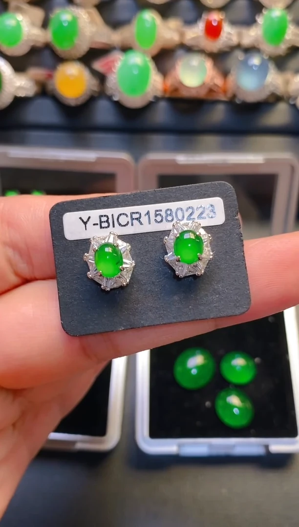 银S925镶嵌翡翠耳饰天然