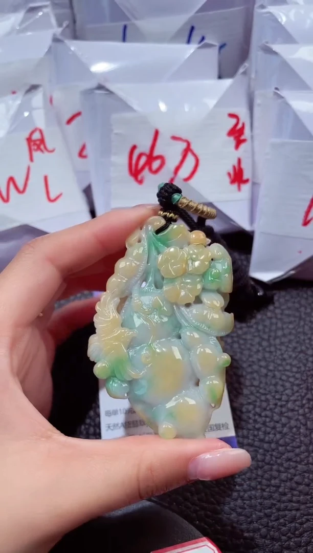 颈饰未镶嵌翡翠100