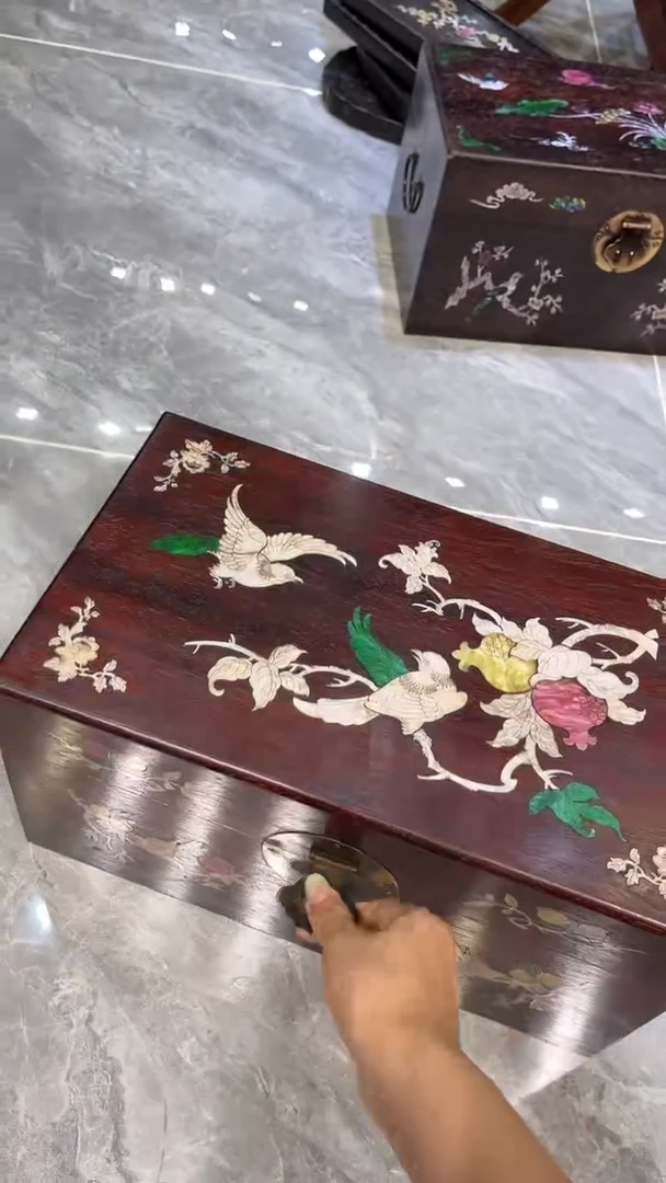 木鸟踏花枝收纳箱