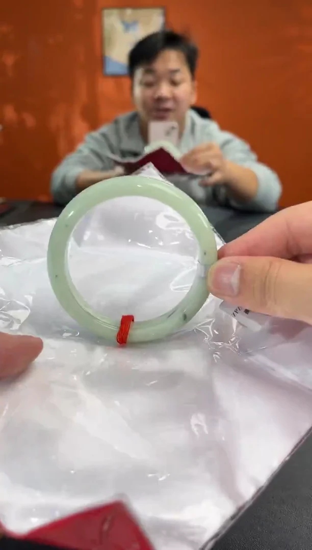 未镶嵌手镯翡翠57