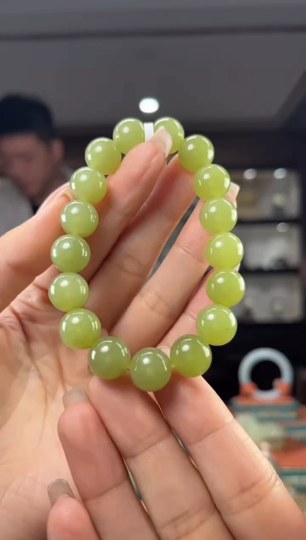 颈饰未镶嵌和田玉佩佩12mm左右