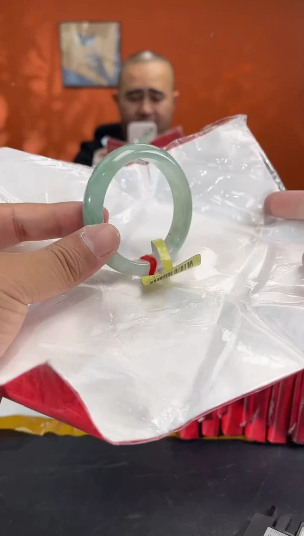 未镶嵌手镯翡翠5 51