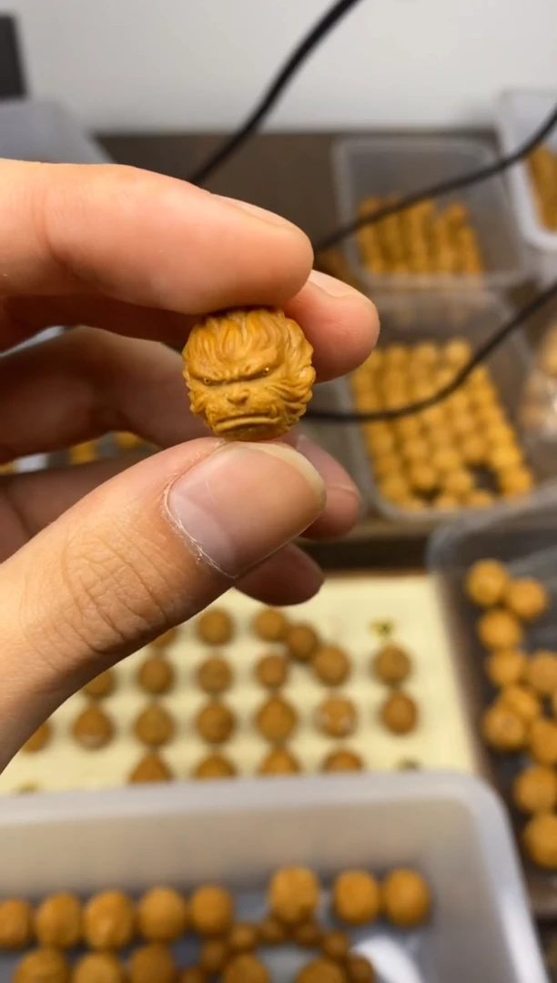 猴头核桃吊坠獠牙 大圣