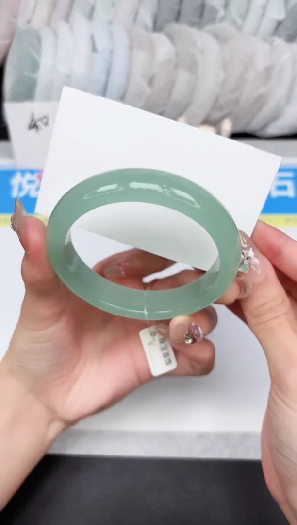 石英质玉手镯未镶嵌A156-58.3