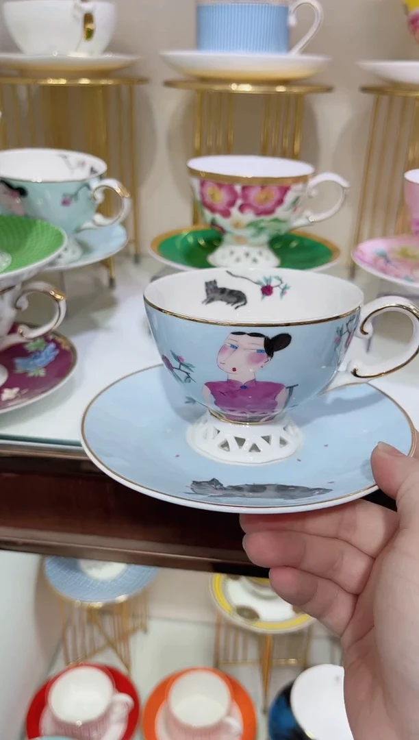 36%以上骨粉骨瓷杯碟