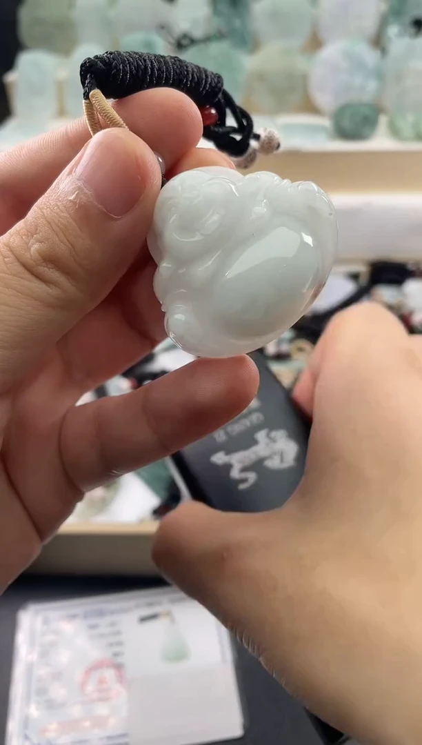 颈饰未镶嵌翡翠....9/19/.144